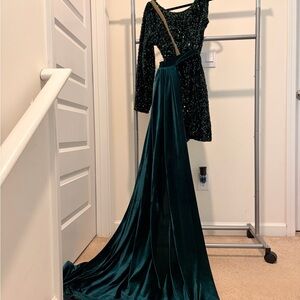 Elegant Green Sequin Gown with Train